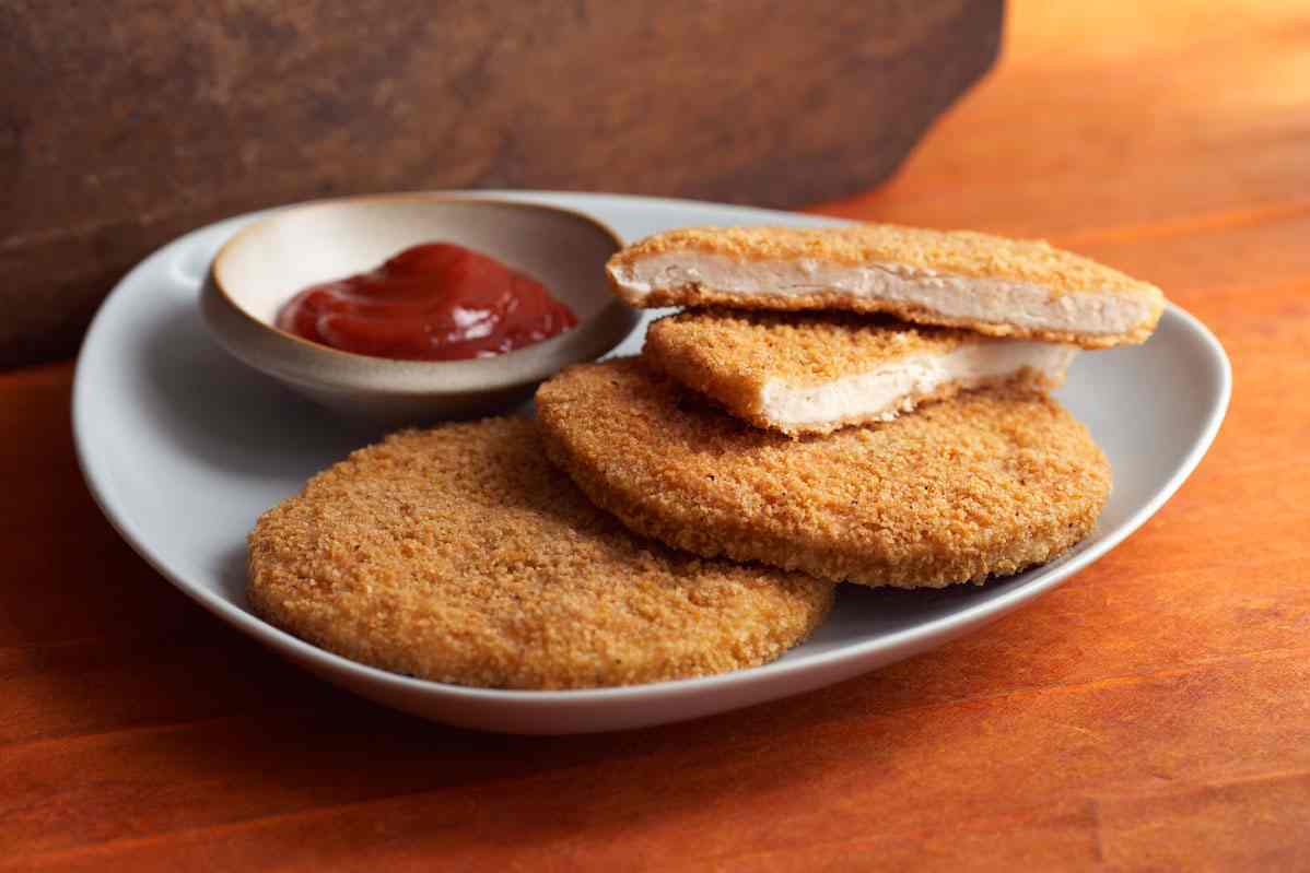 Foster Farms Breaded Chicken Breast Patties, 6.62 Pound 60 per case