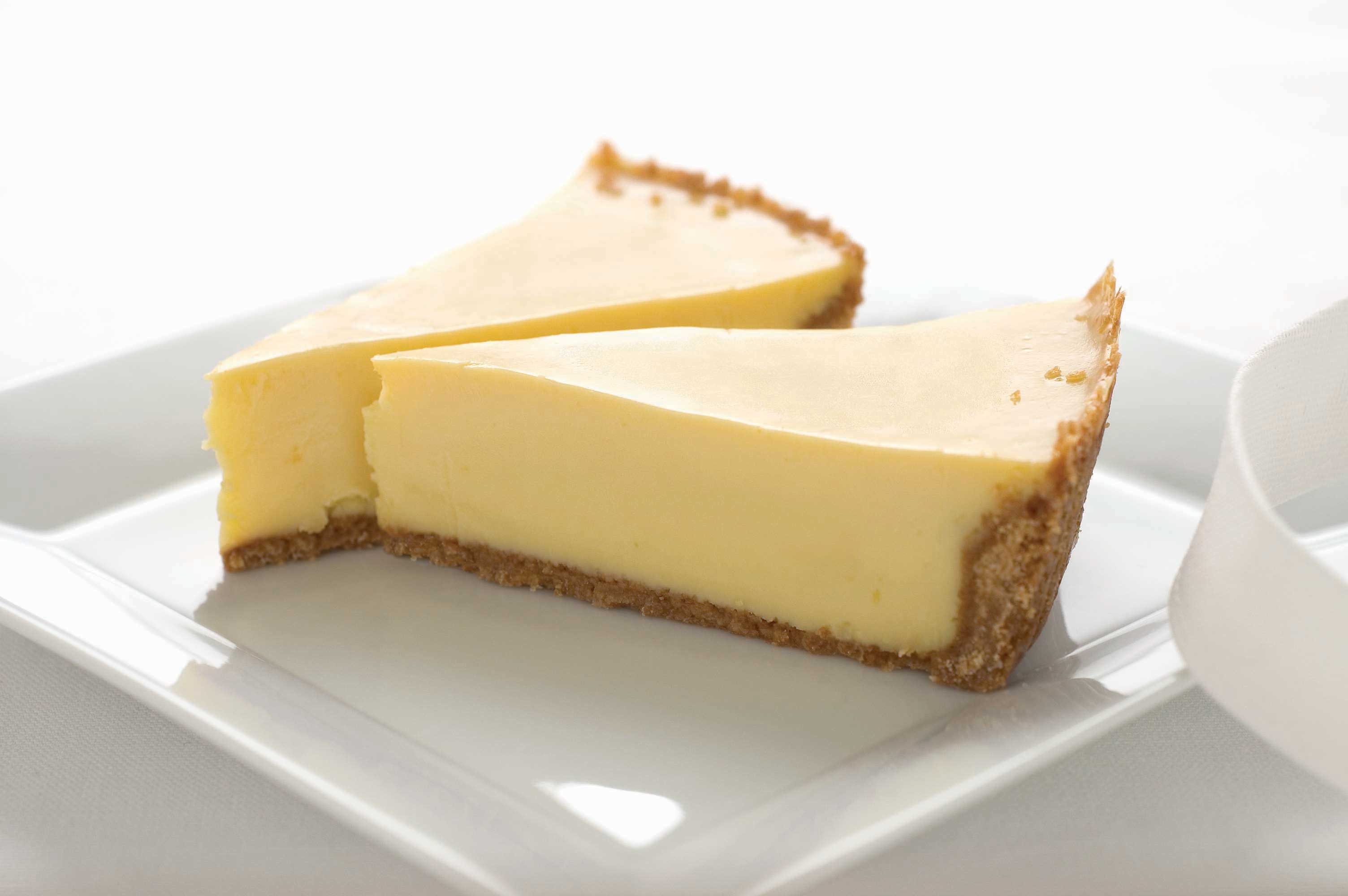 Mikes Pies Extreme Key Lime Pie - 10 Cut, 4 Pound -- 2 per case.