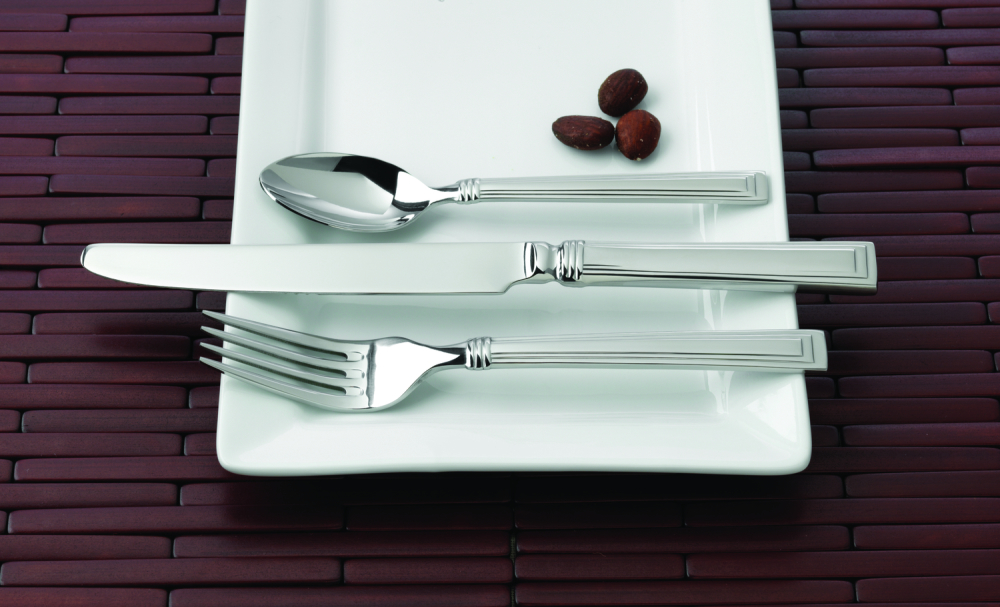 Product gallery 695960096