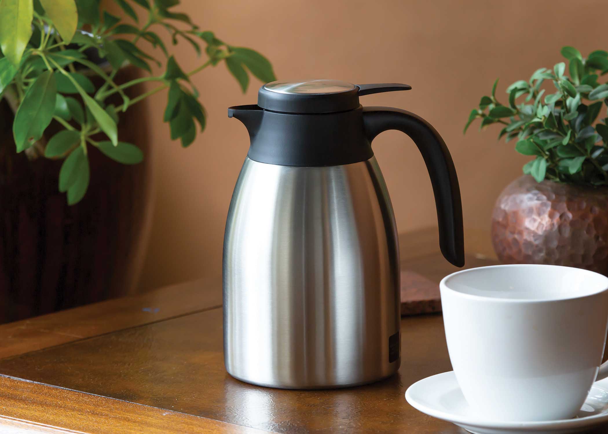 Service Ideas Flow Control Brushed Stainless And Black Vacuum Insulated Carafe, 2 Liter Capacity