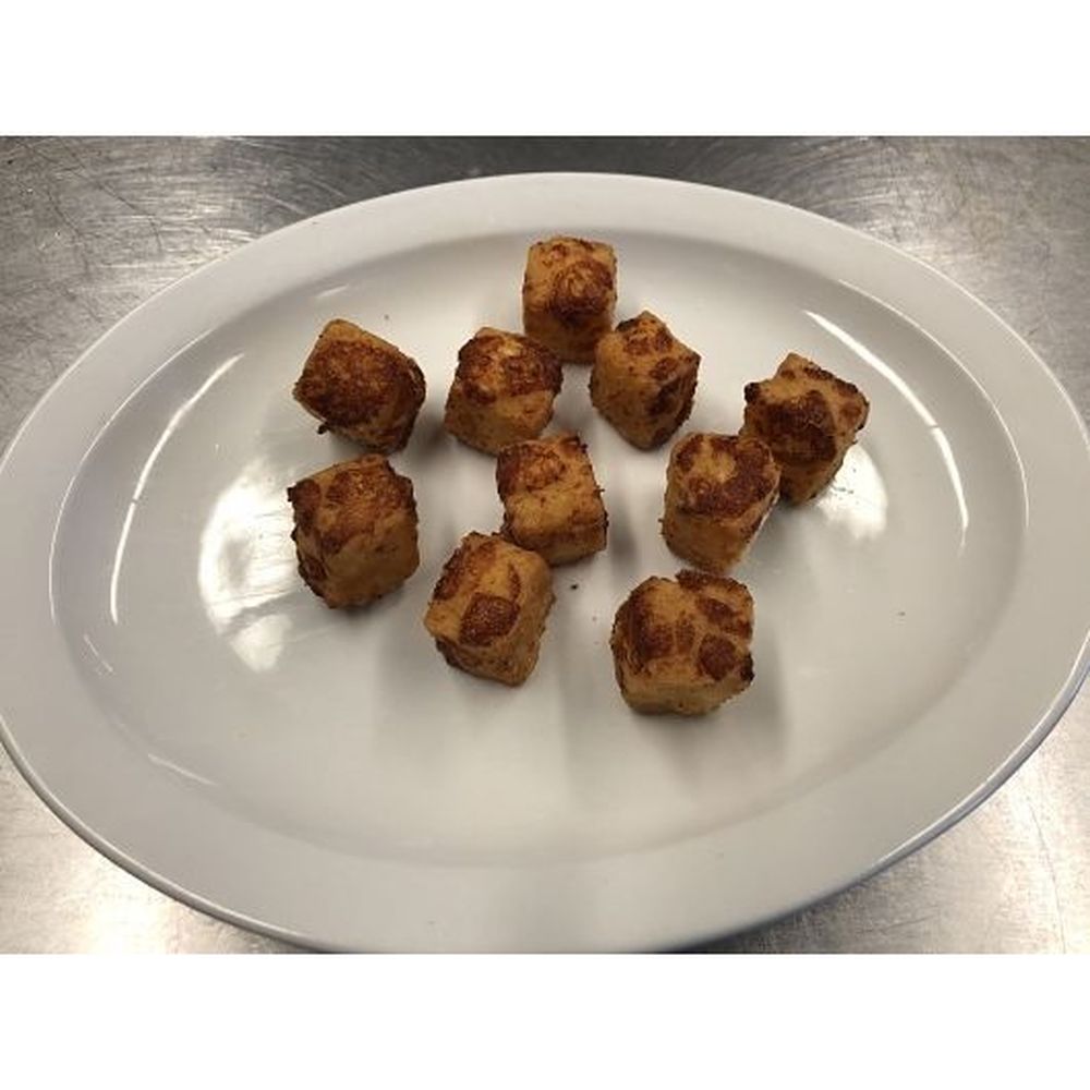 Waters Edge Cheese Curds Beer Battered White Cheddar And Garlic Cheese Curds, 9 Pound