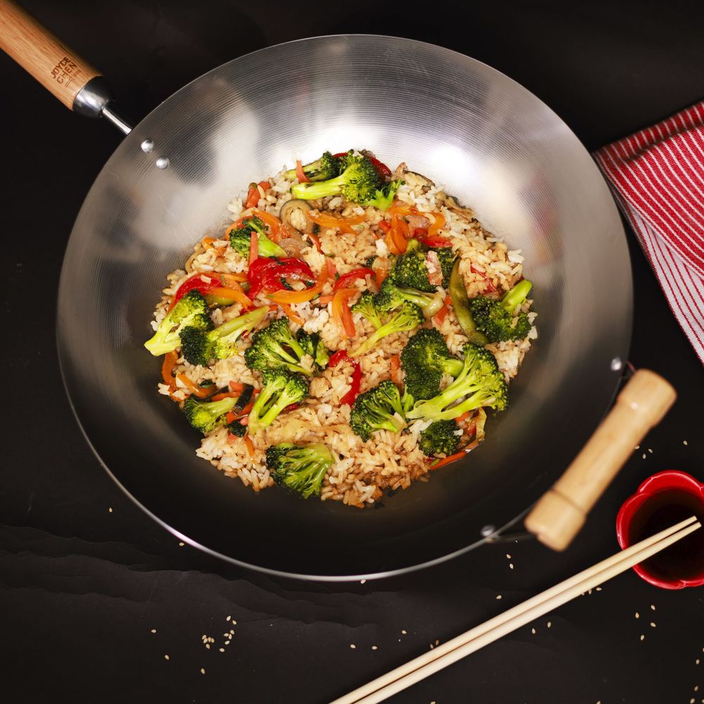 Joyce Chen Classic Series Carbon Steel Round Bottom Wok With Birch Handles, 14 Inch