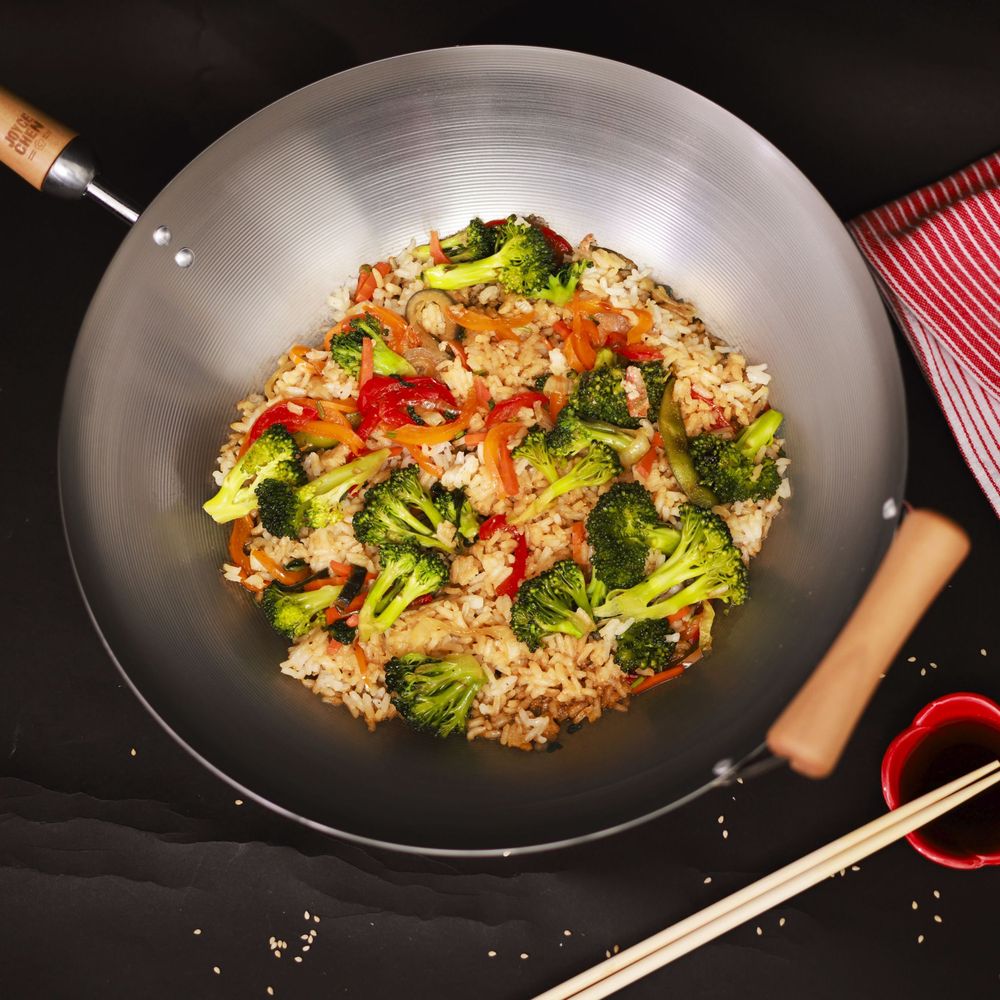 Joyce Chen Classic Series Carbon Steel Flat Bottom Wok With Birch Handles, 14 Inch