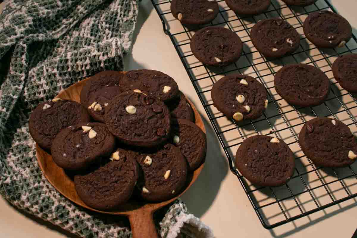 Otis Spunkmeyer Value Zone Double Chocolate Chip Cookies Dough, 1