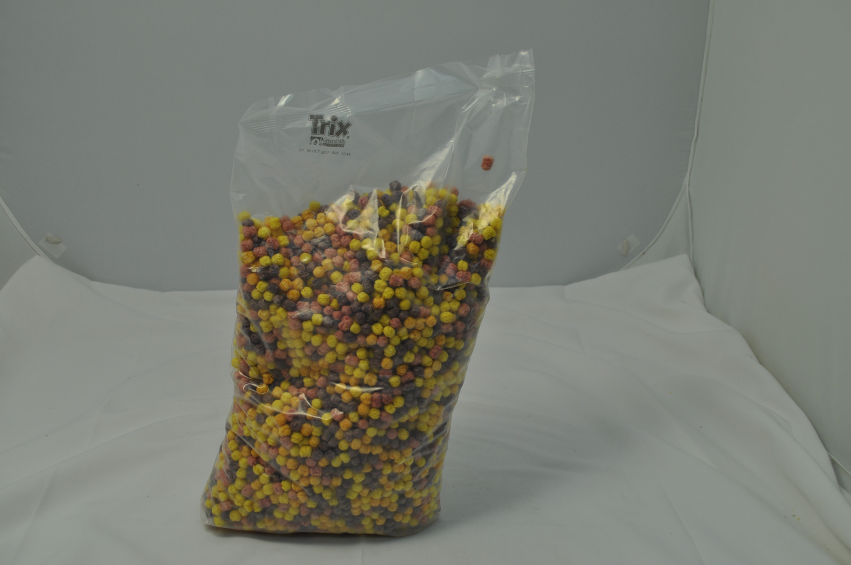 Trix Fruit Flavored Sweetened Corn Puff Cereal, 32 Ounce -- 4 Per Case