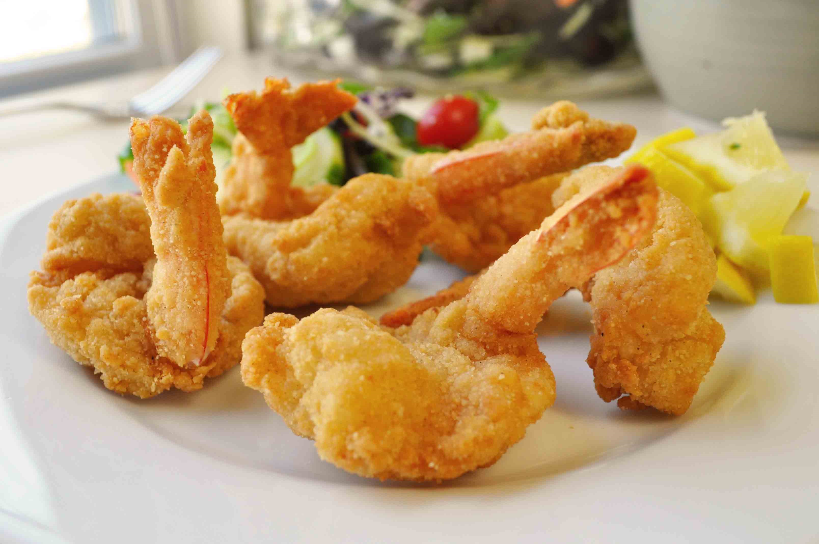 Sherman's Shrimp & Skate Company コンプリート Tampa Bay Fisheries Lightly Breaded Colossal Shrimp, 3 Pound -- 4