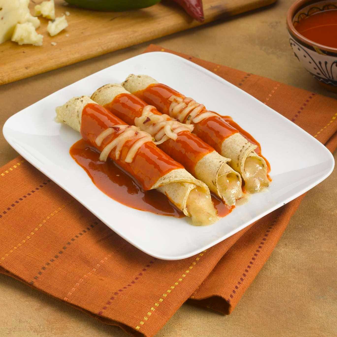 Enchilada De Queso Cheddar Reducida En Grasa Cabo Real, 2 Onzas -- 144 Por Caja