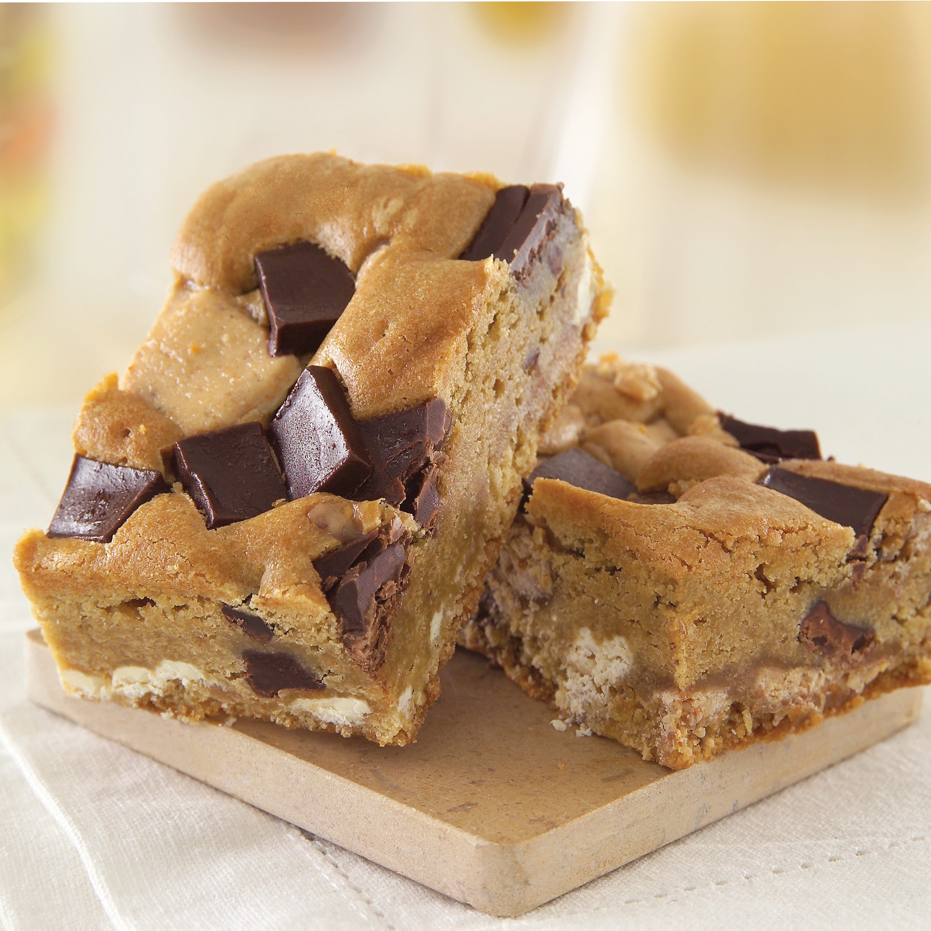 Sweet Street Toffee Crunch Blondie Dessert Bar - 8 Slice