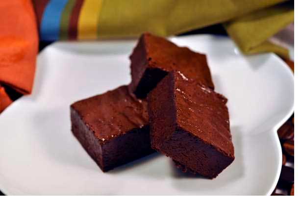 Love & Quiches Classic Cake Brownie, 5.25 Pound -- 2 Per Case