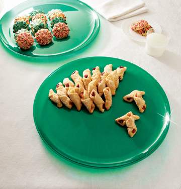 Yoshi Party Tray Round Black Tray, 16 Inch -- 25 Per Case