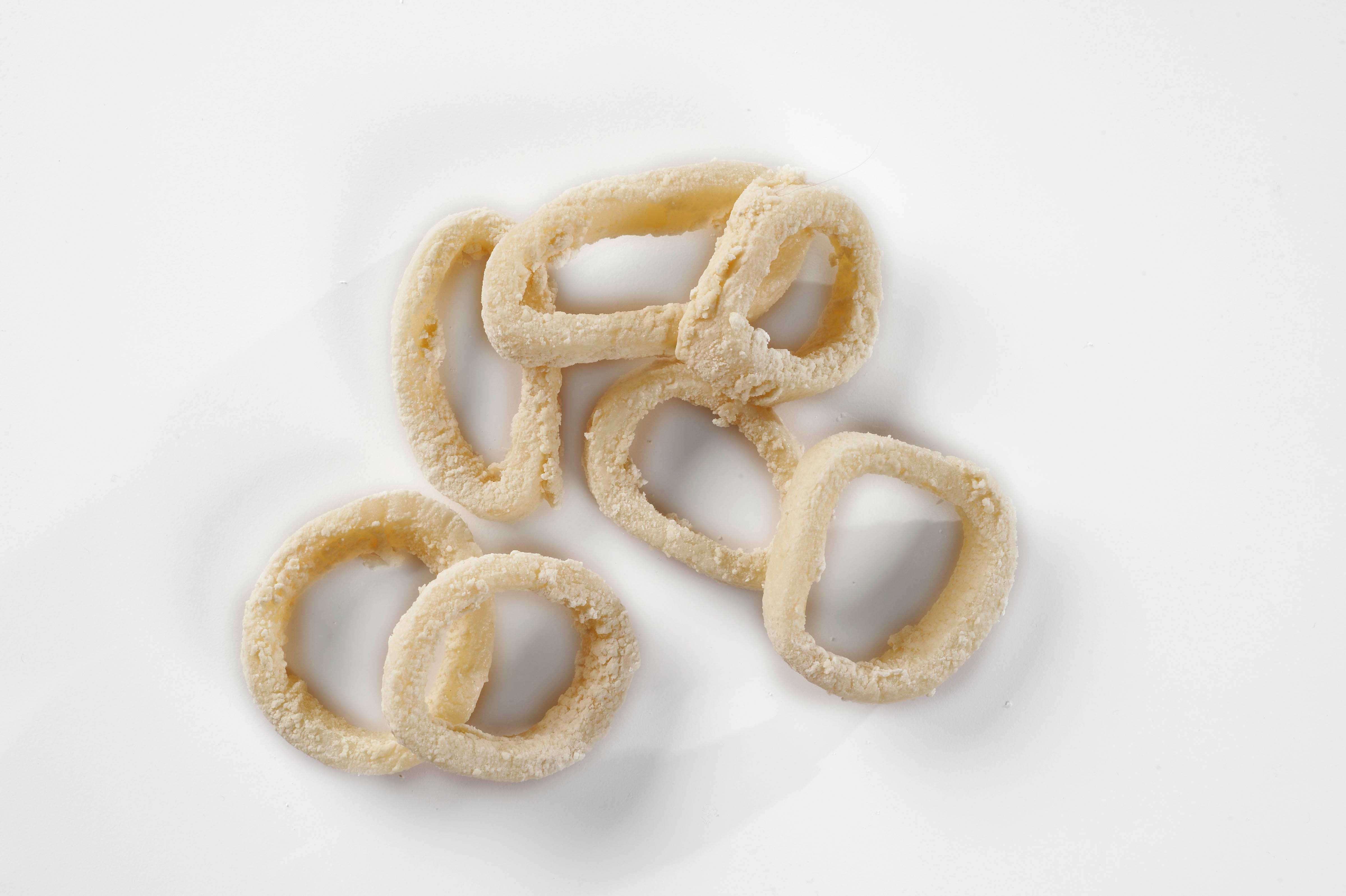 Pana Pesca Lightly Breaded Raw Squid/Calamari Ring, 4 Ounce -- 40 per case.