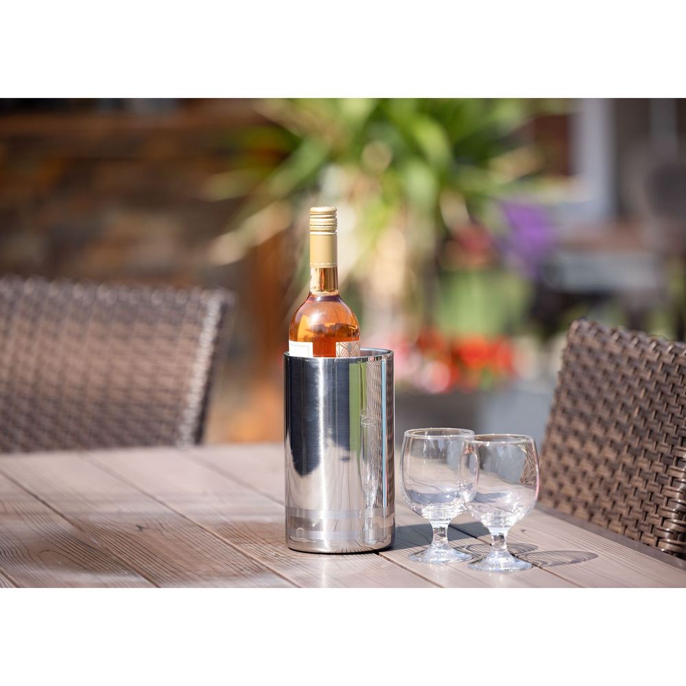 Product gallery 111195794