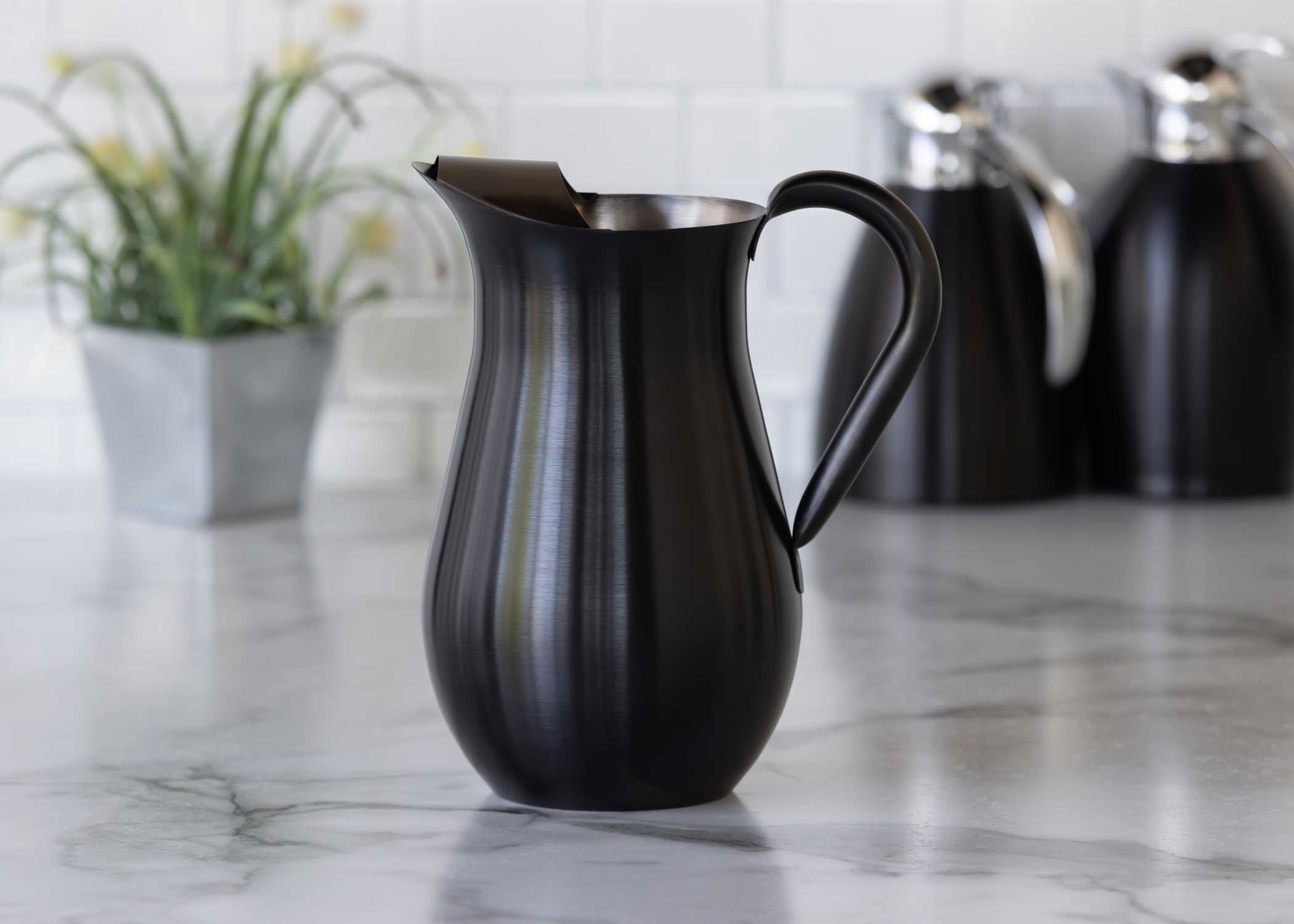 Service Ideas Black Onyx Stainless Steel Bell Pitcher With Ice Guard, 2 Liter Capacity