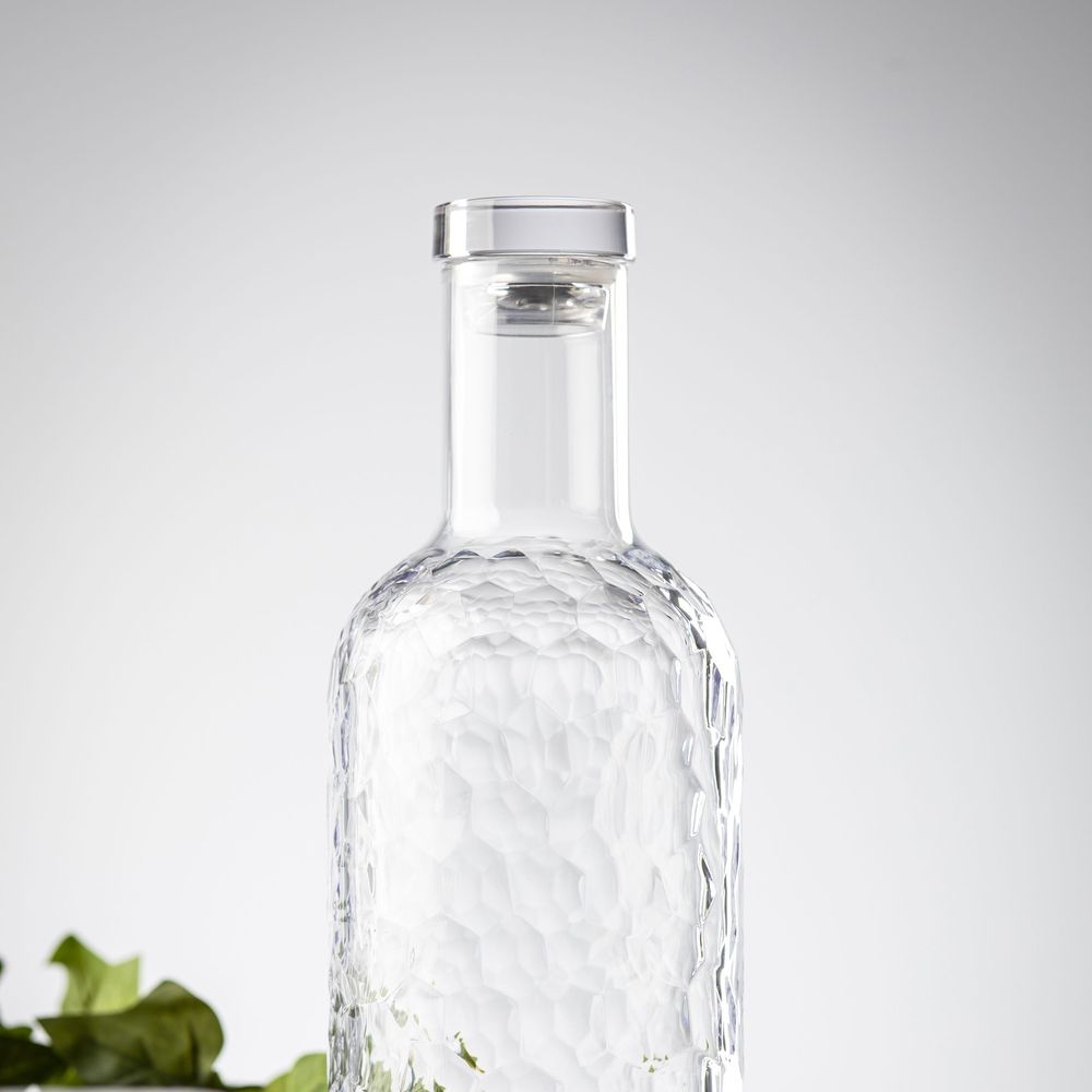 Tablecraft Styrene Acrylonitrile Clear Honeycomb Carafe With Lid, 34 Ounce Capacity