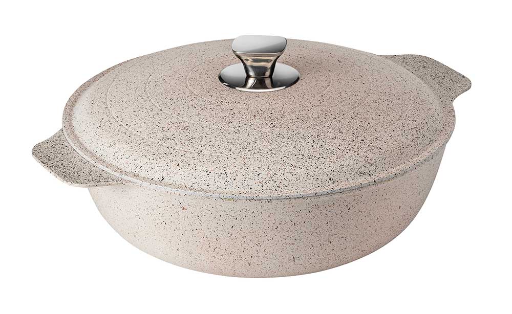 Rosseto Cooklite Cream Cast Aluminum Coated Casserole With Lid, 7 Quart Capacity
